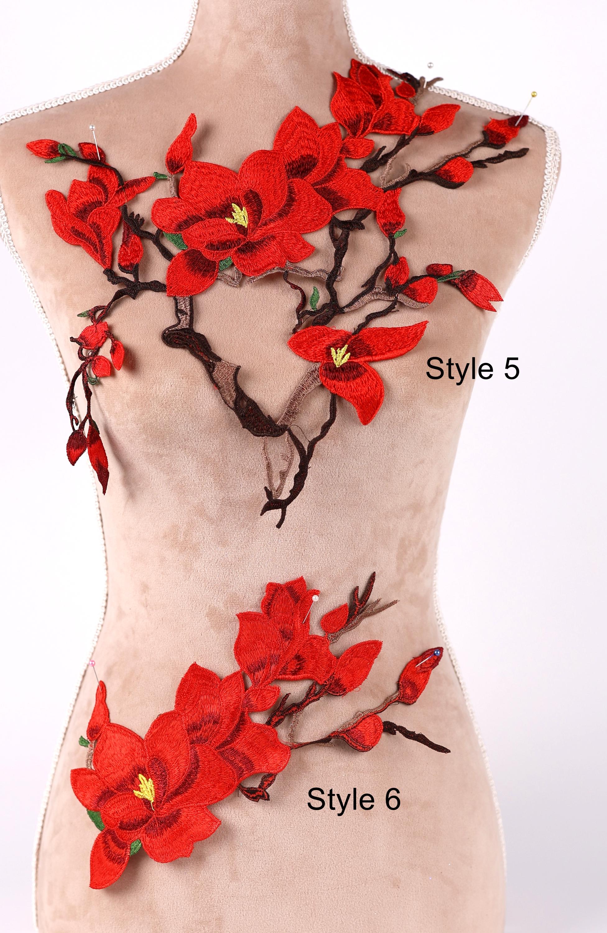 a mannequin with red flowers and branches attached to its torso, with labels indicating the different styles of the floral designs.