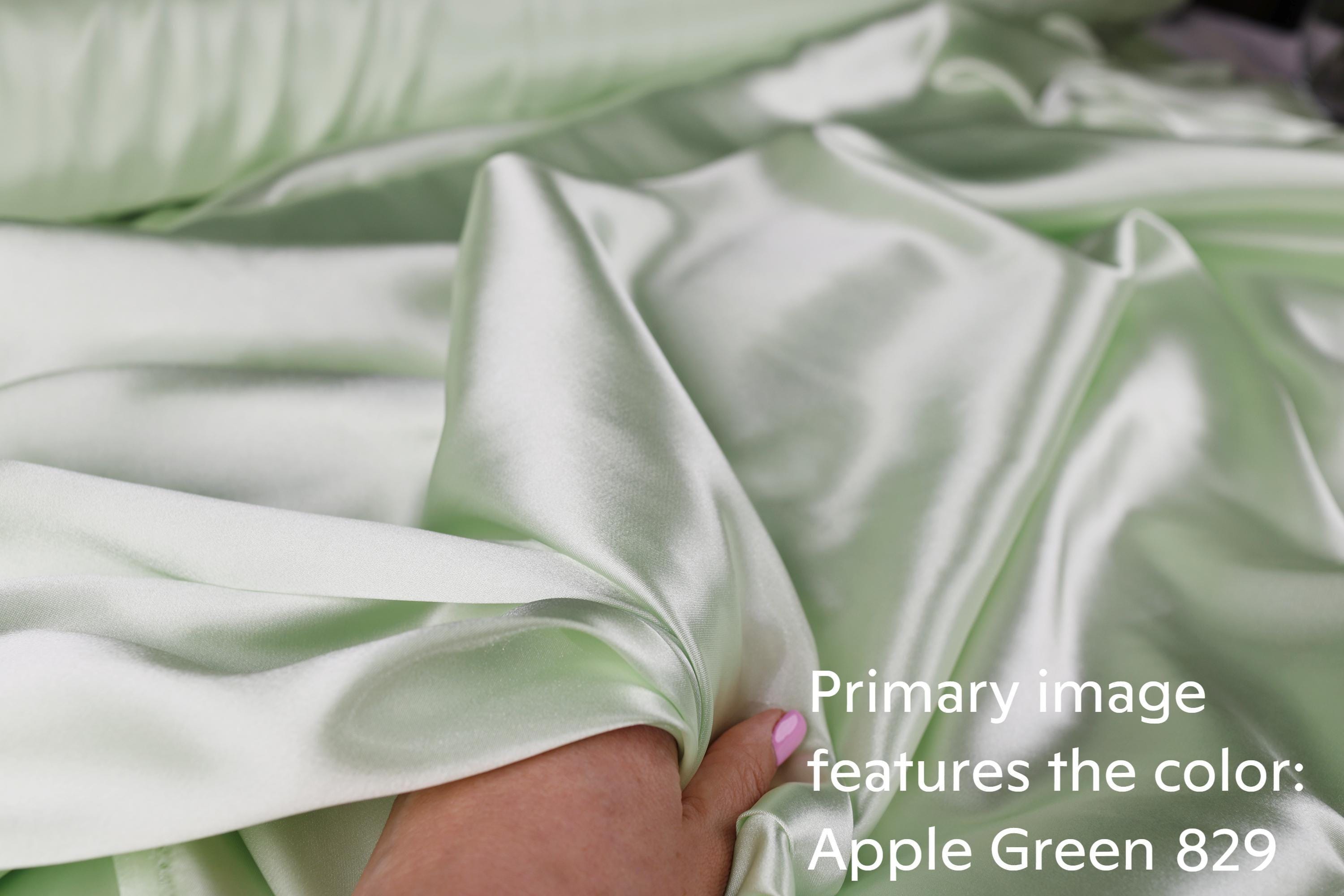 the color: Apple Green 829