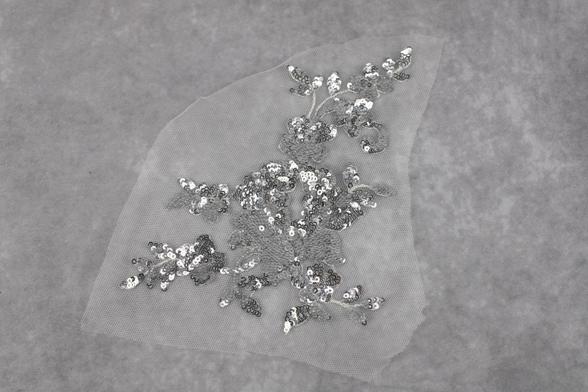 Silver Gray Floral Lace Appliques, Delicate Sew-On Motifs